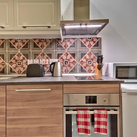 Vallettastay Old Lodge Apartment 1 Bagian luar foto
