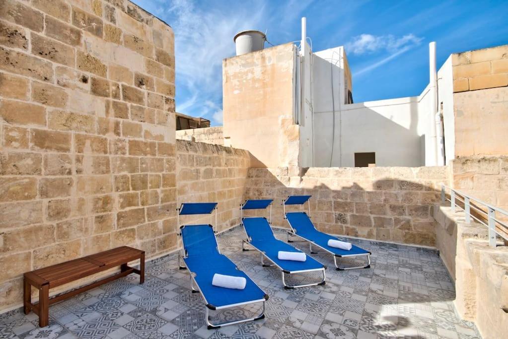 Vallettastay Old Lodge Apartment 1 Bagian luar foto