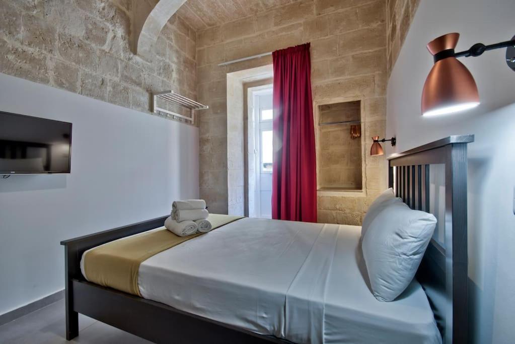 Vallettastay Old Lodge Apartment 1 Bagian luar foto